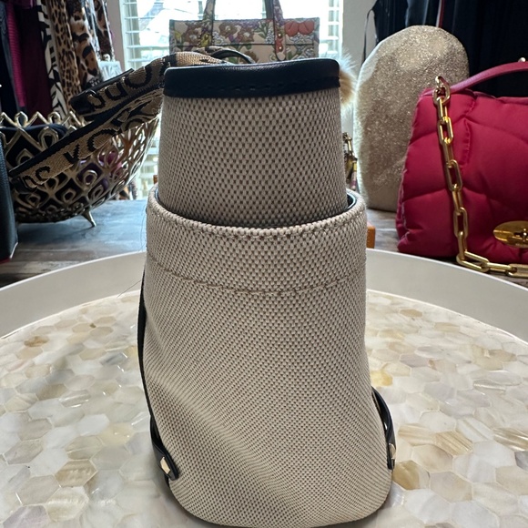 Michael Kors Maeve Tote Crossbody So Nice! - Picture 7 of 10